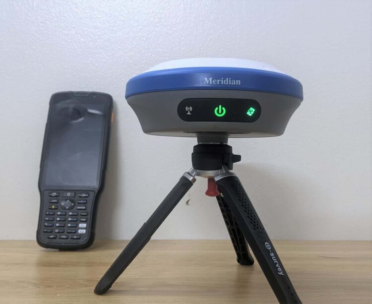 RTK-GNSS-Receiver-Meridian-M5